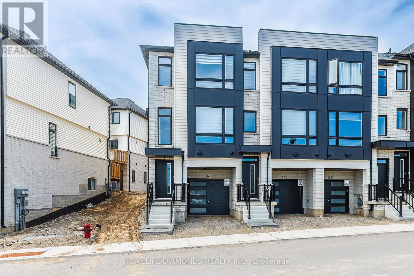 #64 55 TOM BROWN DRIVE - 2