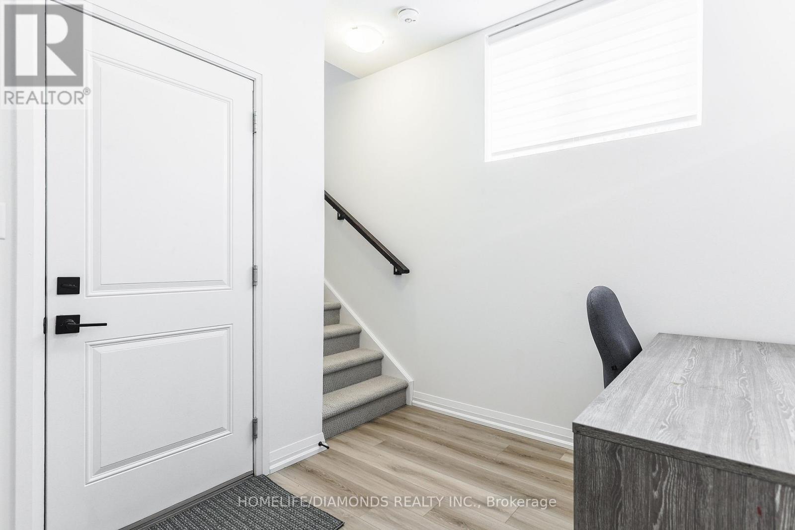 #64 55 TOM BROWN DRIVE - 26