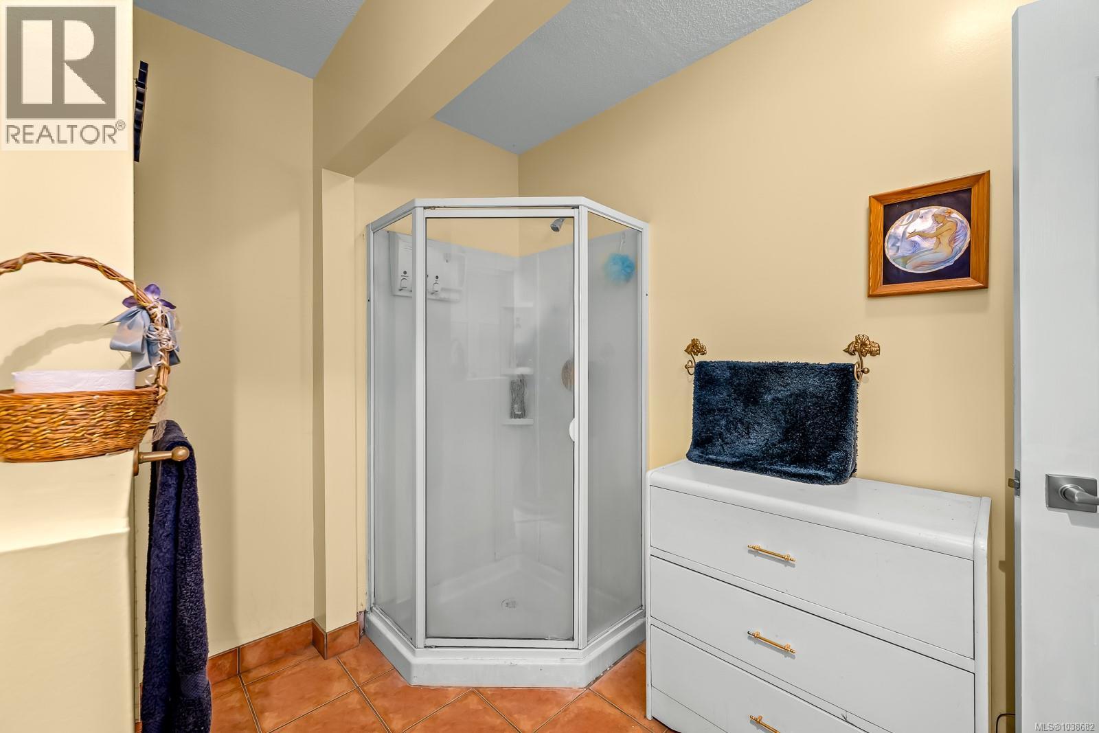 2468 Endall Rd - 28