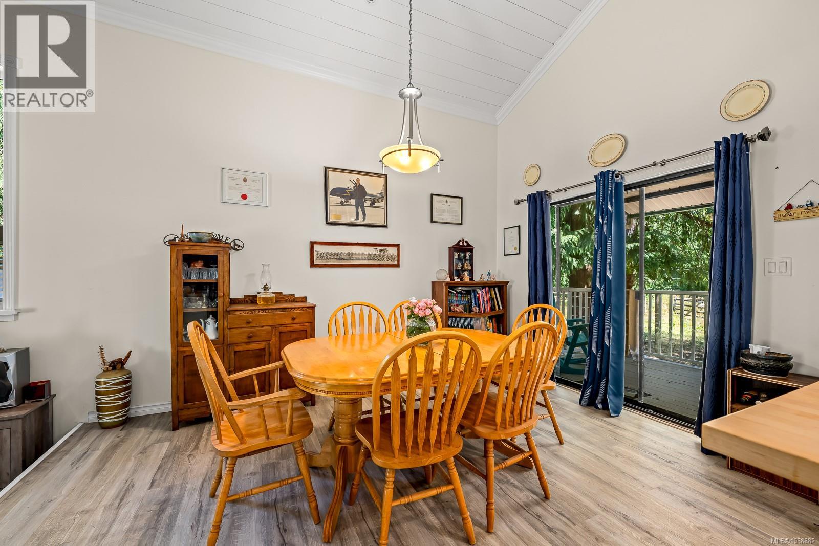 2468 Endall Rd - 33