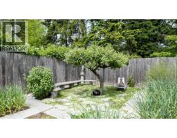 577 Pratt Road, Gibsons, BC V0N1V4 Photo 31