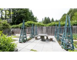 577 Pratt Road, Gibsons, BC V0N1V4 Photo 32