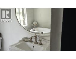 577 Pratt Road, Gibsons, BC V0N1V4 Photo 21