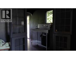 577 Pratt Road, Gibsons, BC V0N1V4 Photo 11
