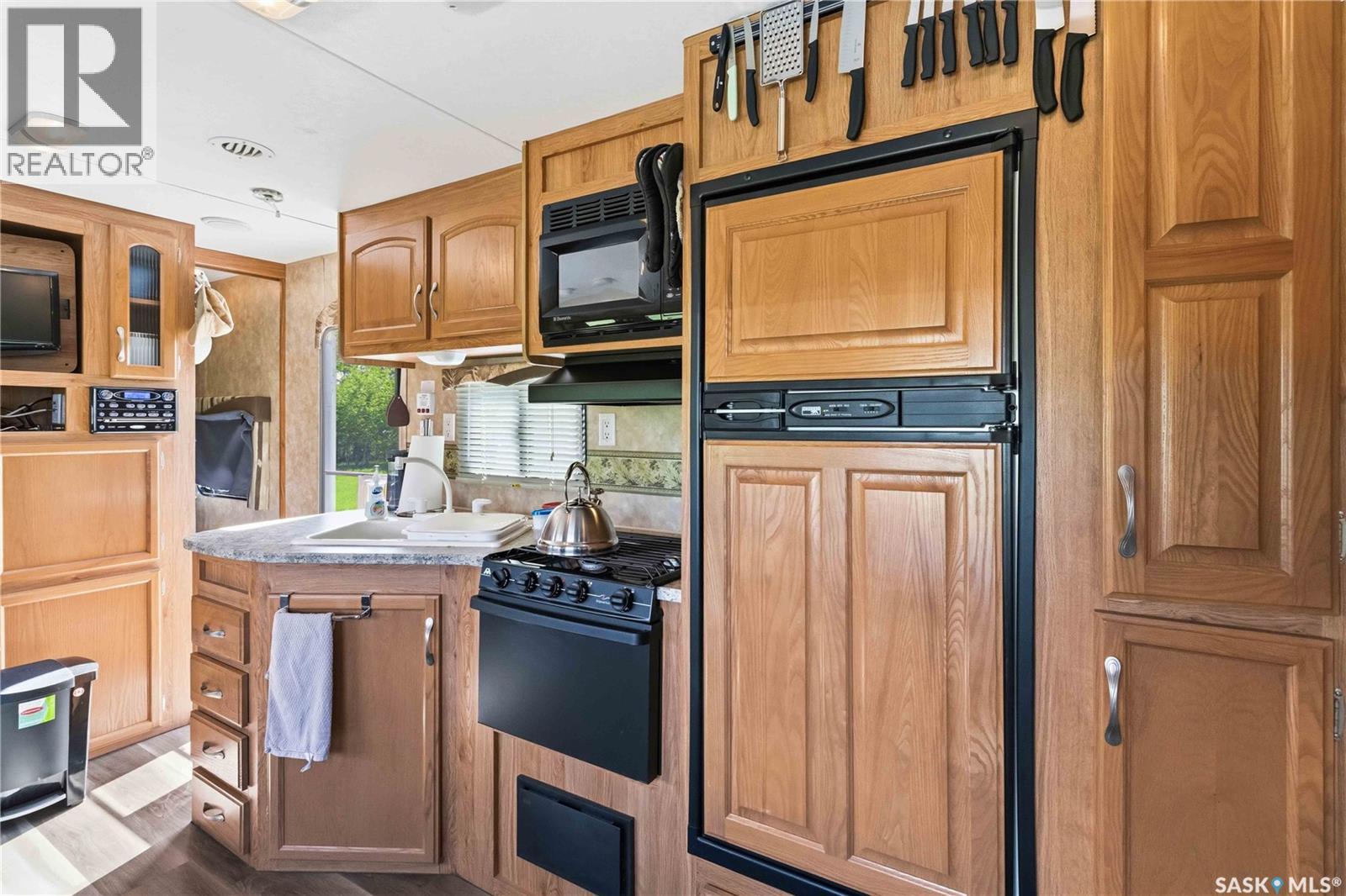 28 Bouchard LANE - 12