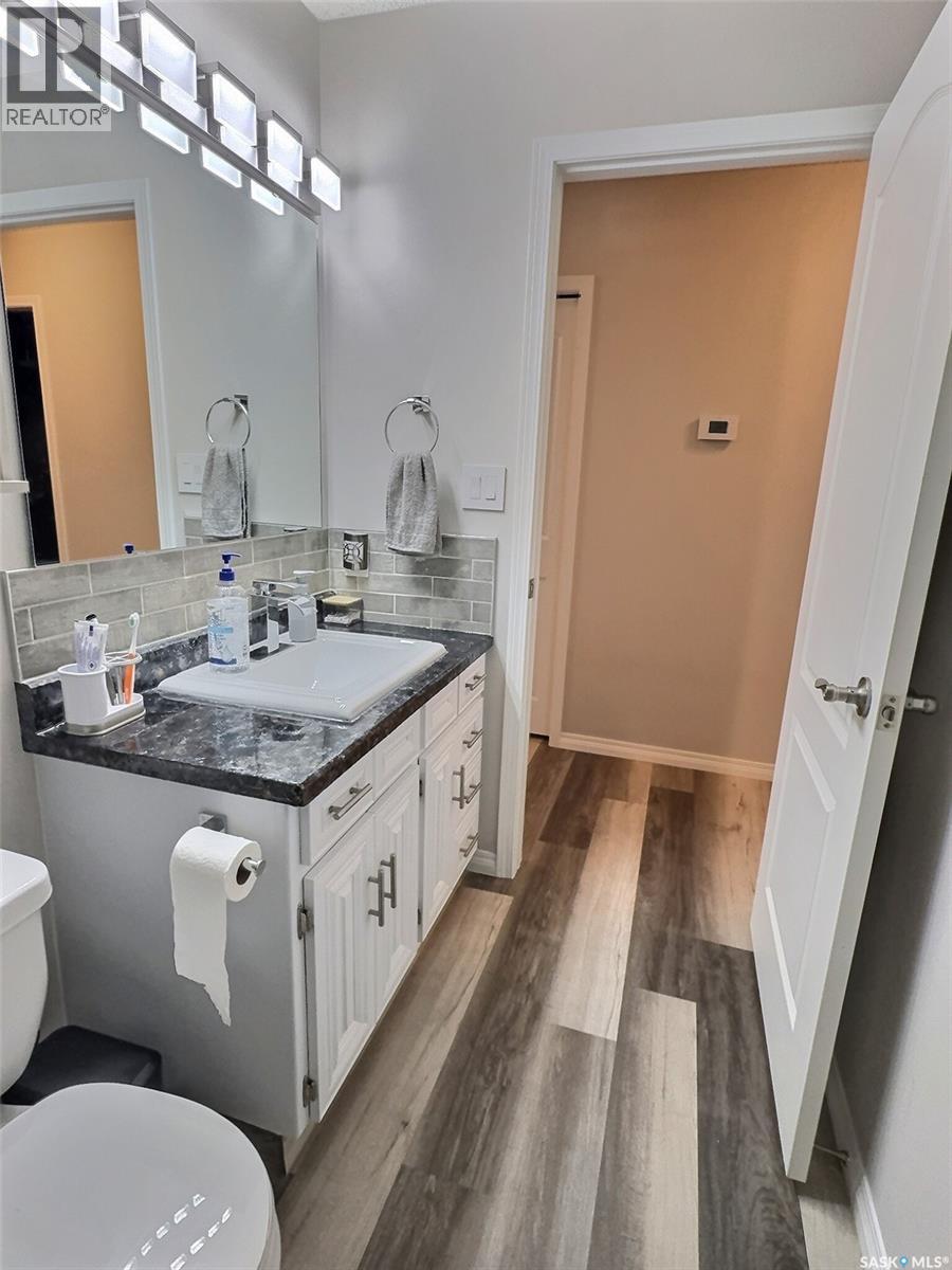 419 Clasky DRIVE - 24