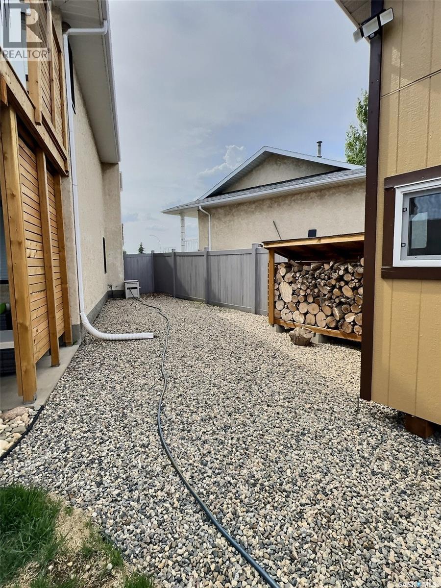 419 Clasky DRIVE - 44