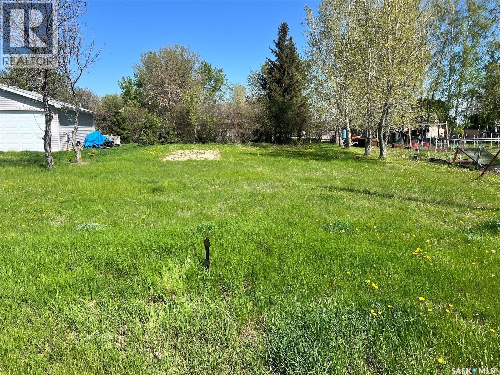 260 Elm CRESCENT - photo 4