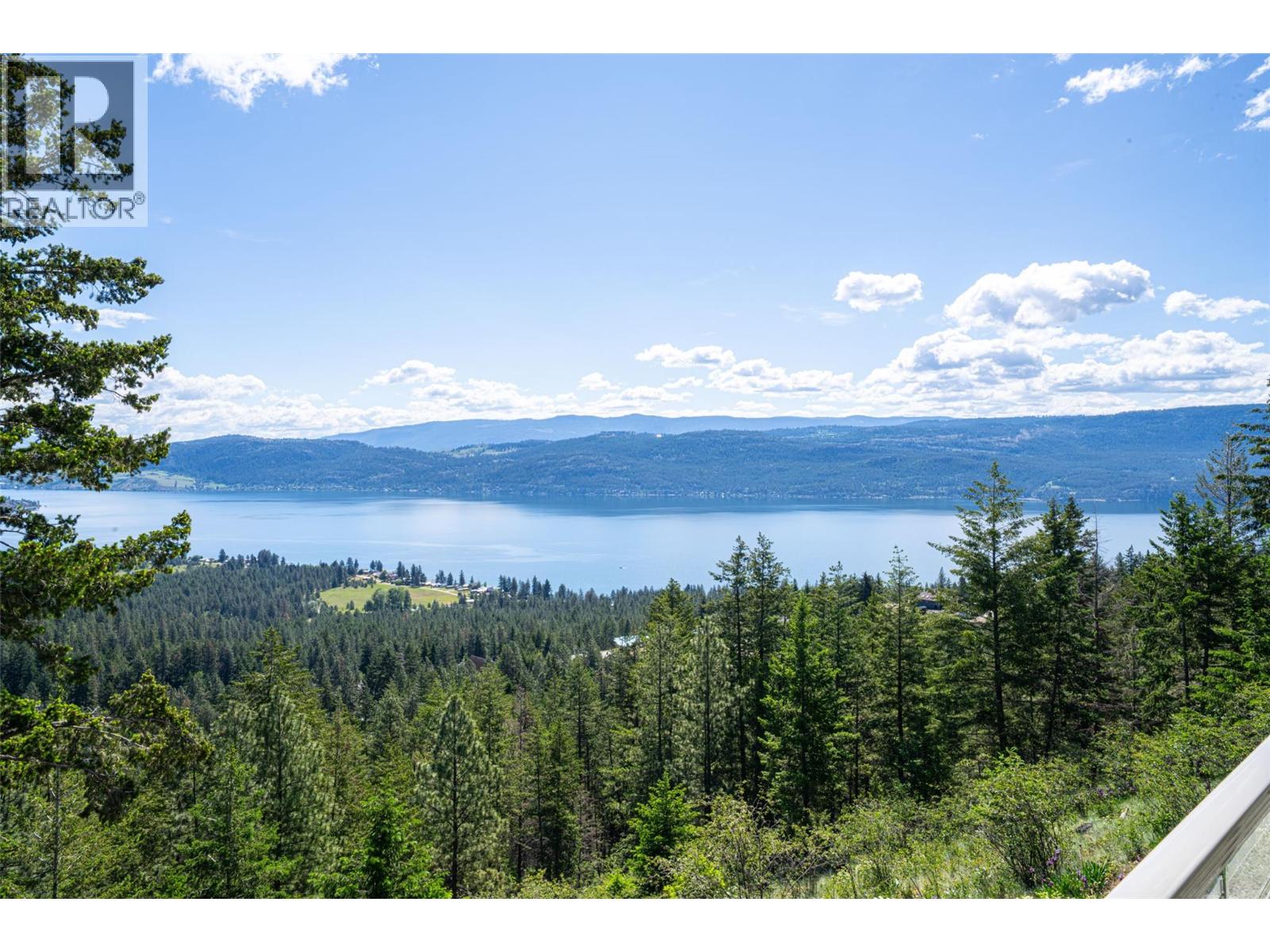 132 Crown Crescent, Vernon
