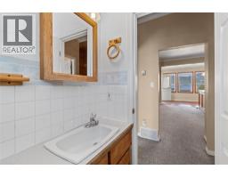 5041 75 Avenue Ne, Salmon Arm, BC V0E1K0 Photo 36