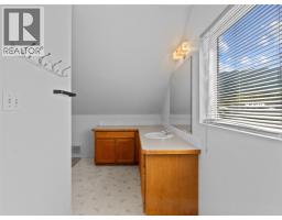 5041 75 Avenue Ne, Salmon Arm, BC V0E1K0 Photo 13
