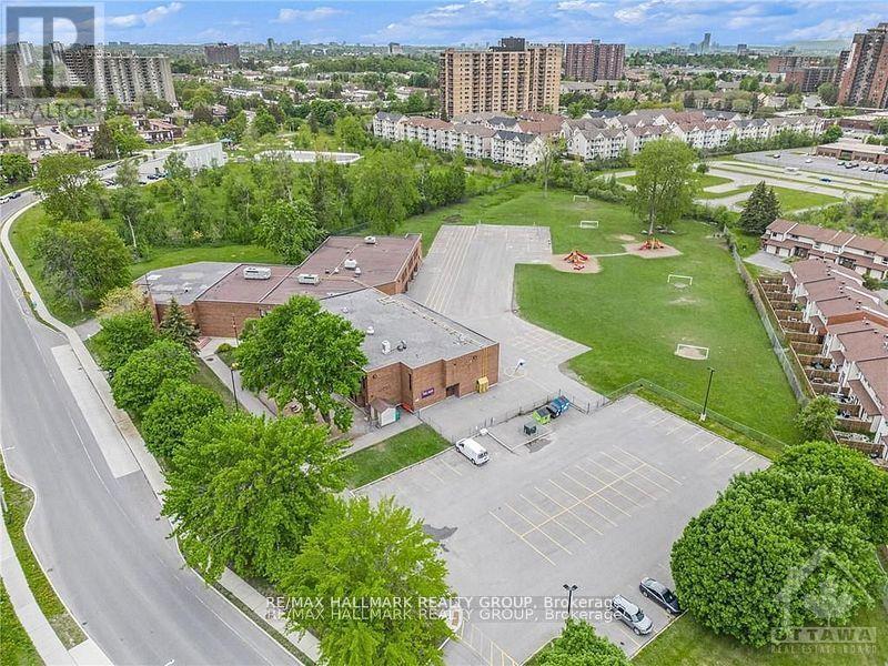 #- 84 PADDINGTON STREET - 11