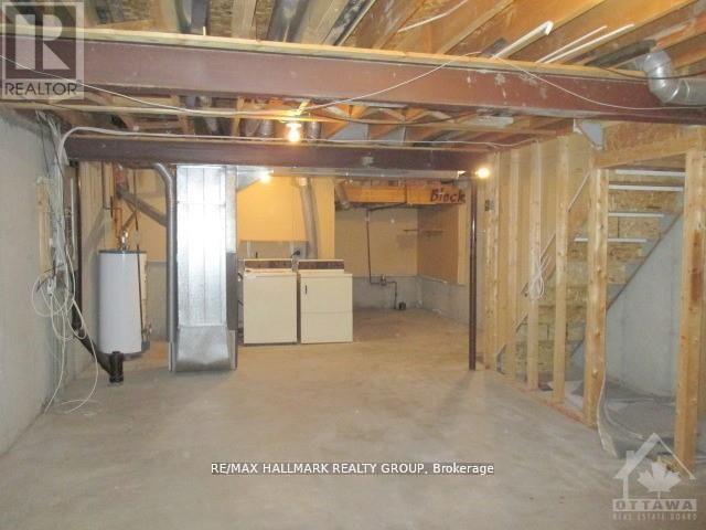 #- 84 PADDINGTON STREET - 18