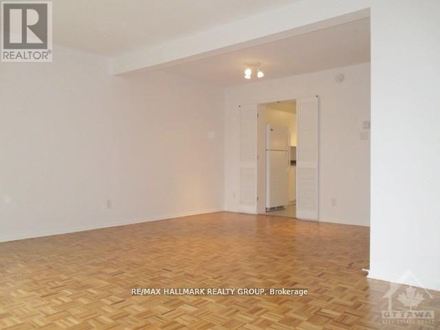 #- 84 PADDINGTON STREET - 8
