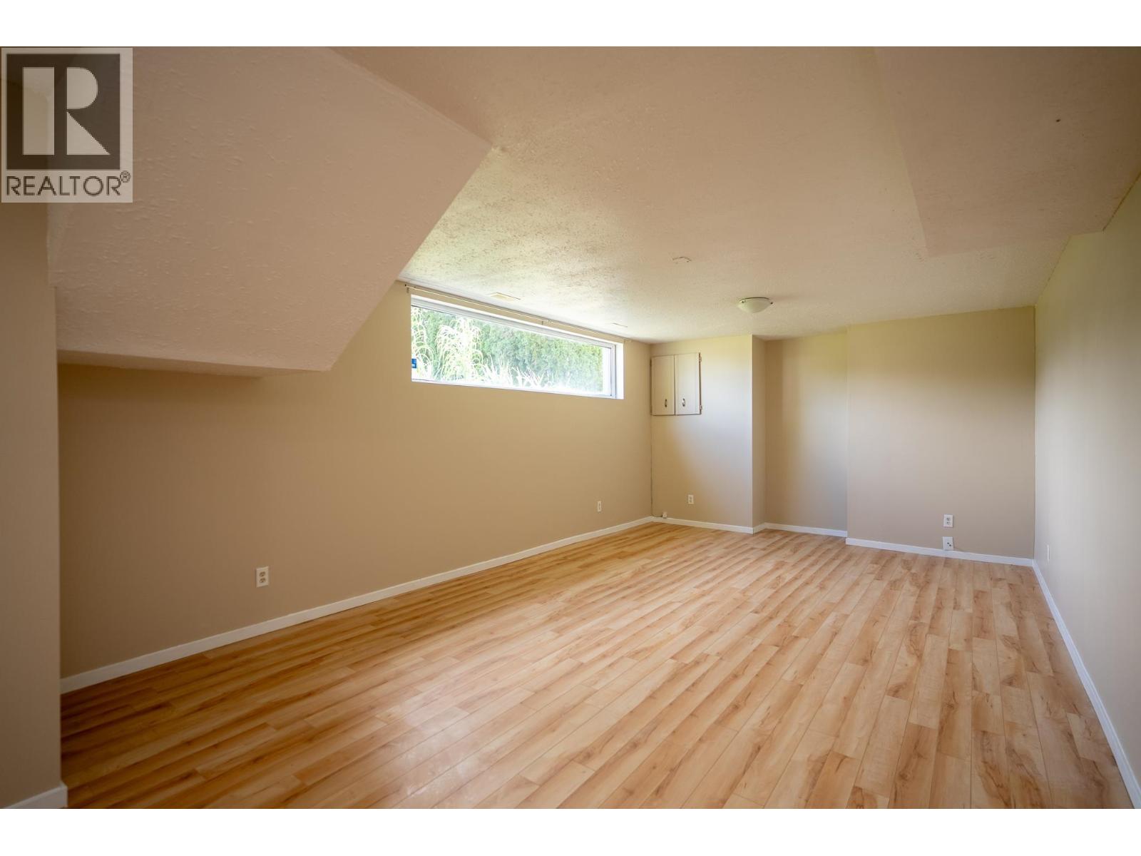 2839 UPLAND STREET - 22