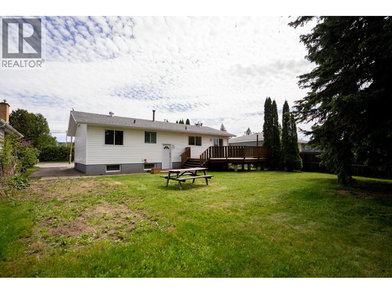 2839 UPLAND STREET - 32