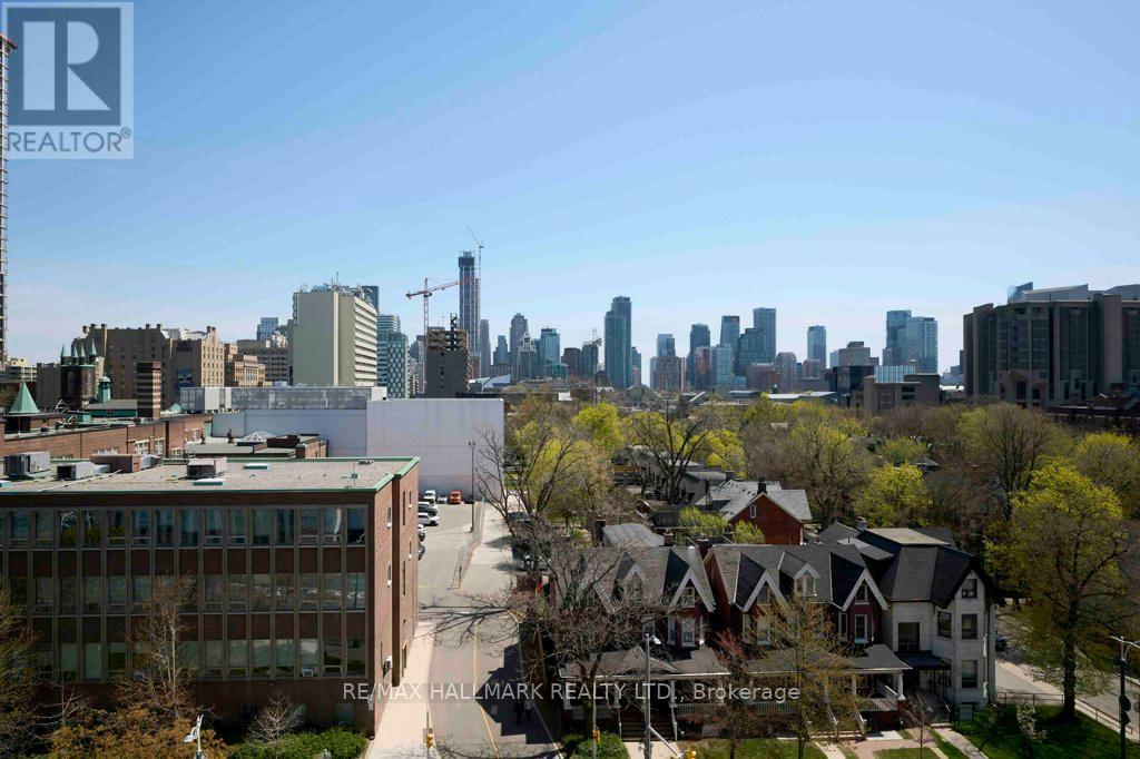 #810 736 SPADINA AVENUE - 43