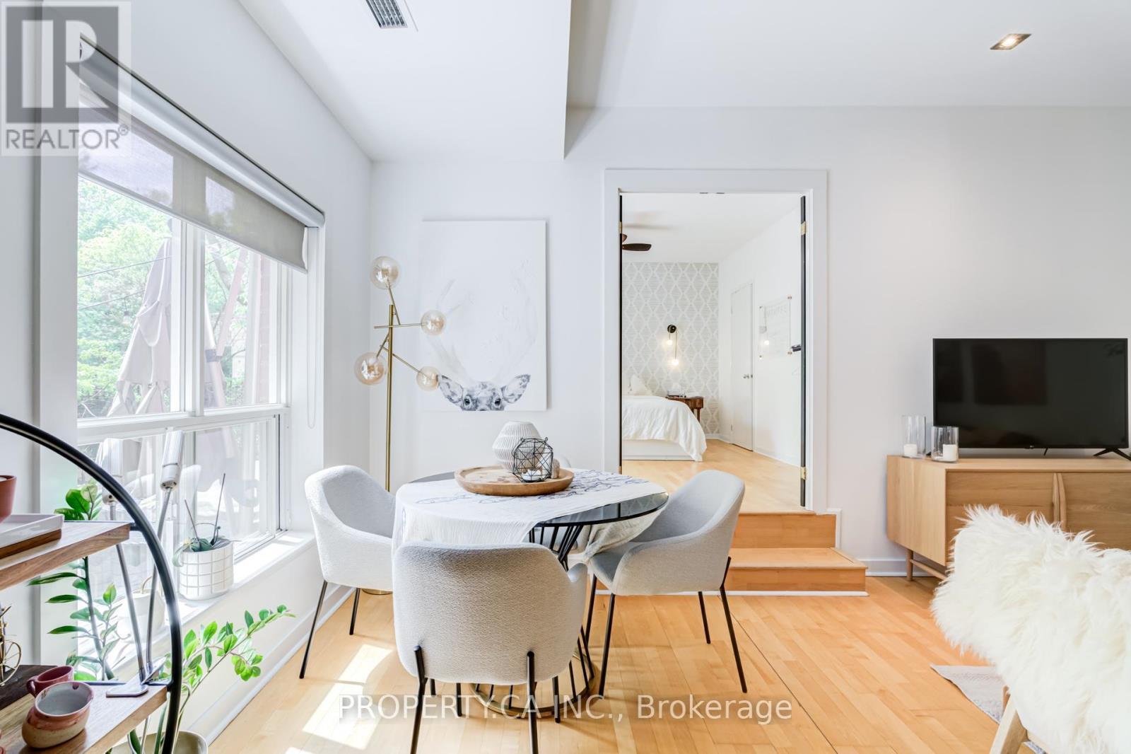 #129 139 MERTON STREET - 10