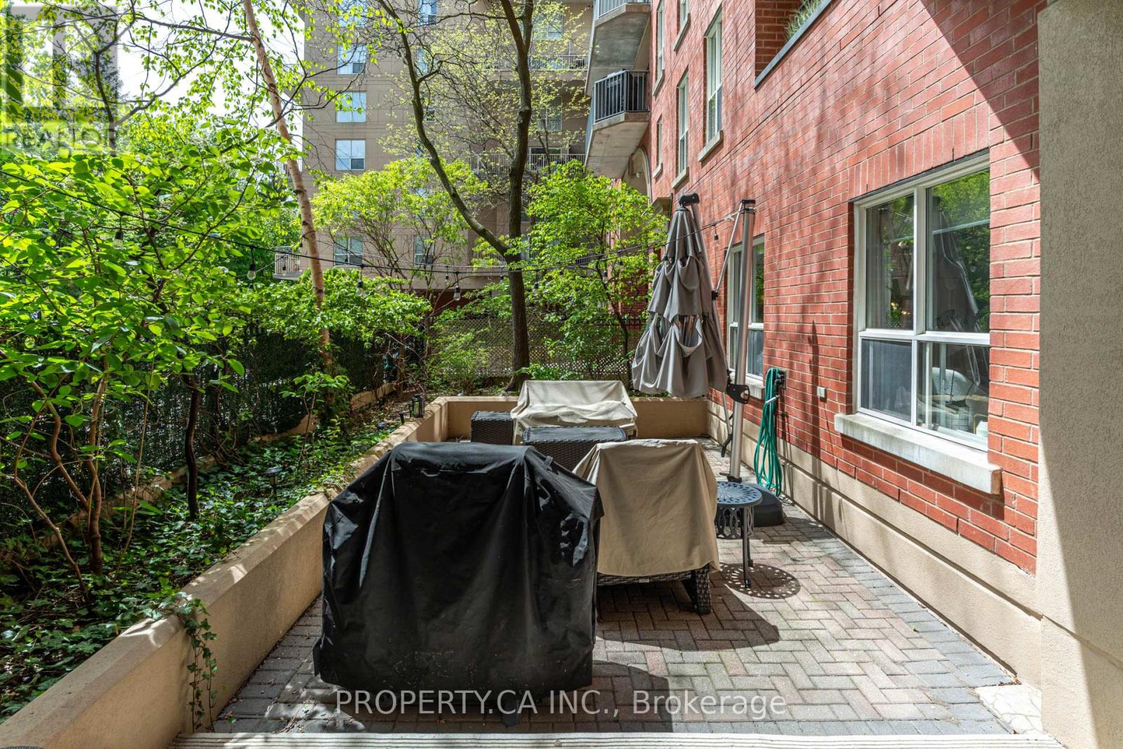 #129 139 MERTON STREET - 23