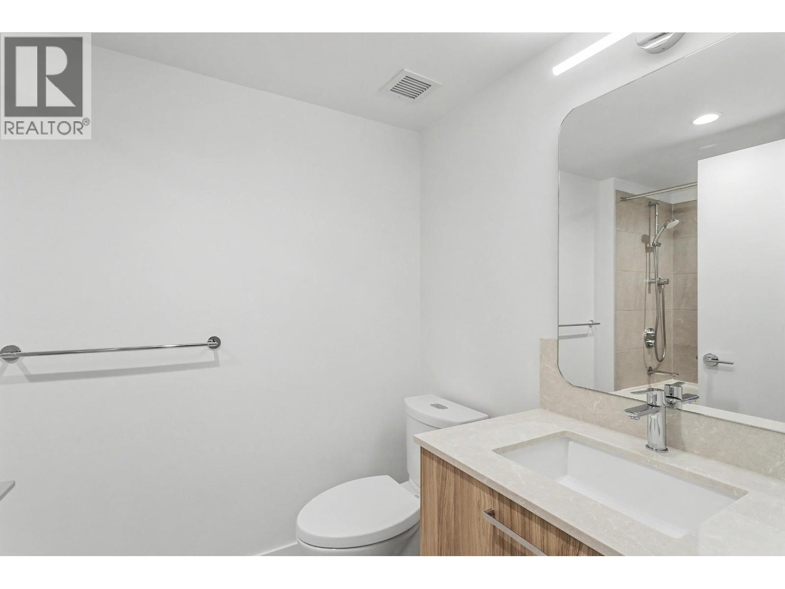 105 2304 EMERY COURT, North Vancouver