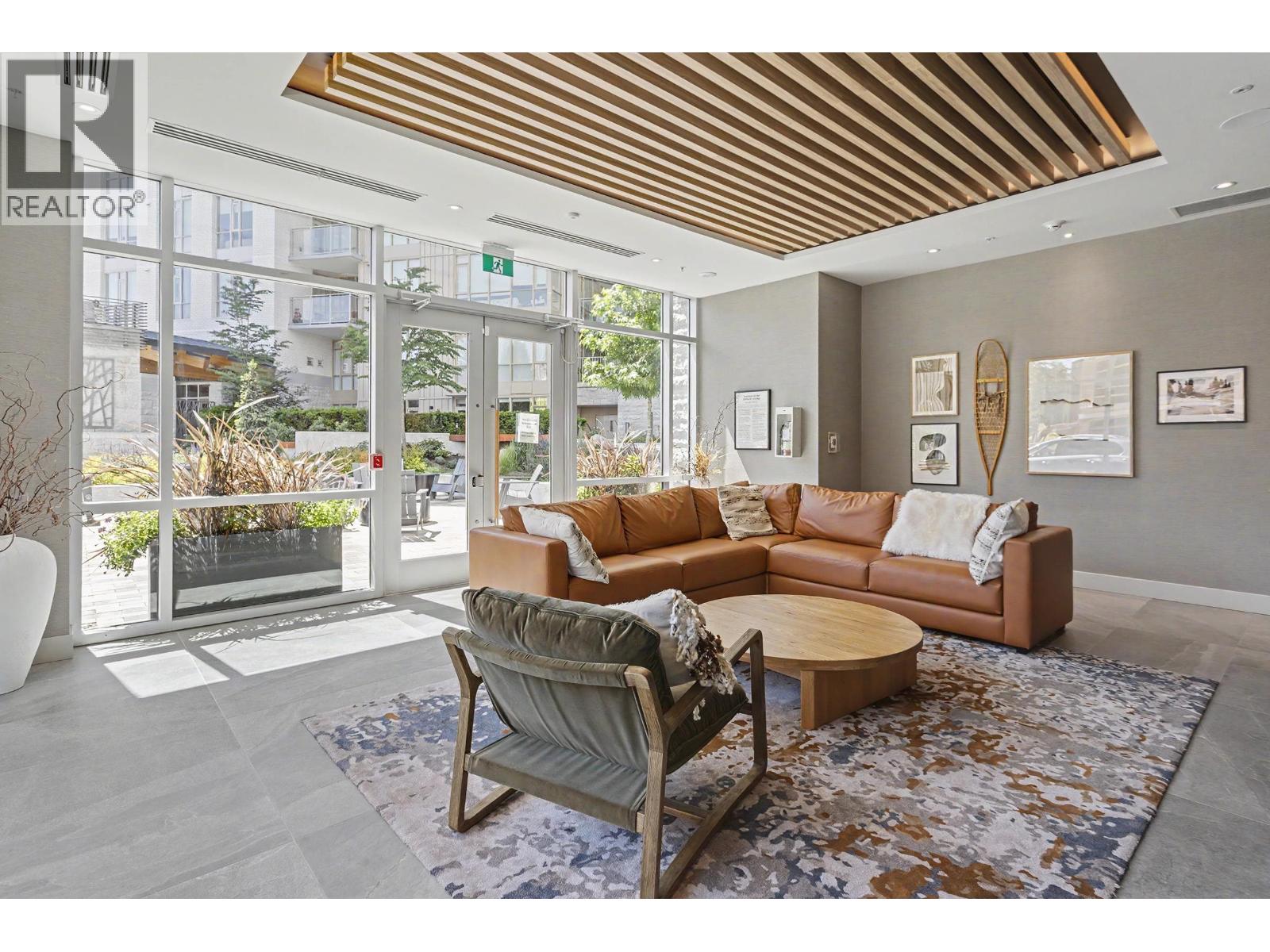 105 2304 EMERY COURT, North Vancouver