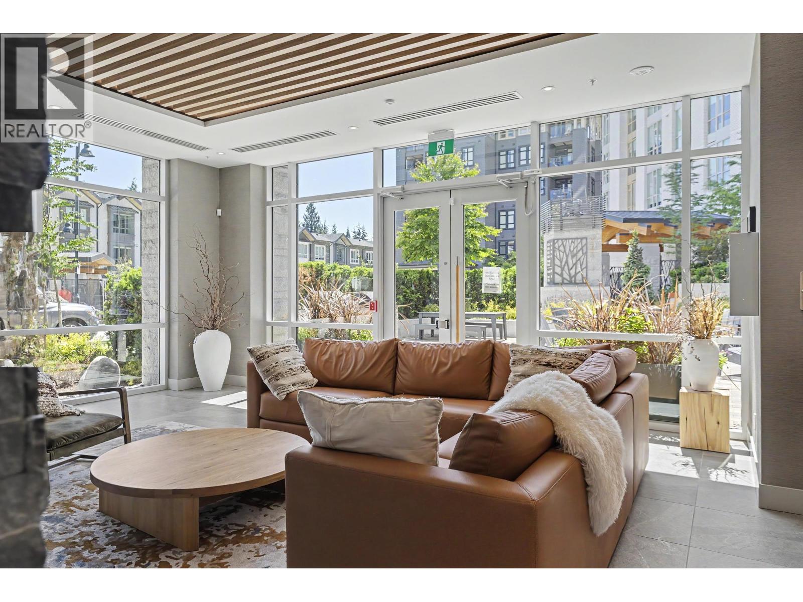 105 2304 EMERY COURT — photo 3