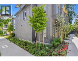 105 2304 Emery Court, North Vancouver, BC V7J0G3 Photo 25