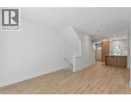 105 2304 Emery Court, North Vancouver, BC V7J0G3 Photo 6