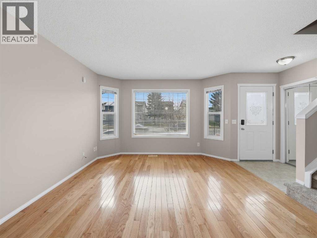 128 Taradale Drive NE - 14