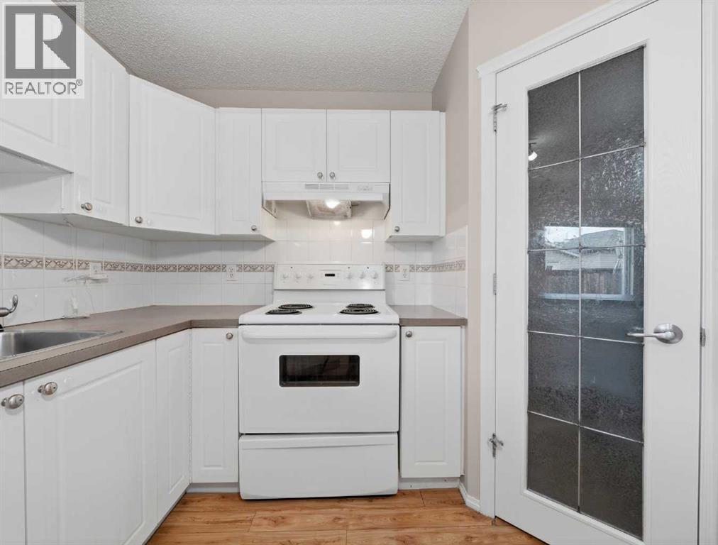 128 Taradale Drive NE - 4