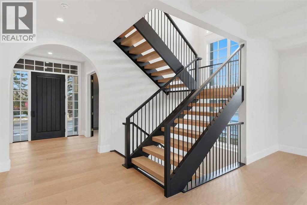 703 35 Street NW - 22