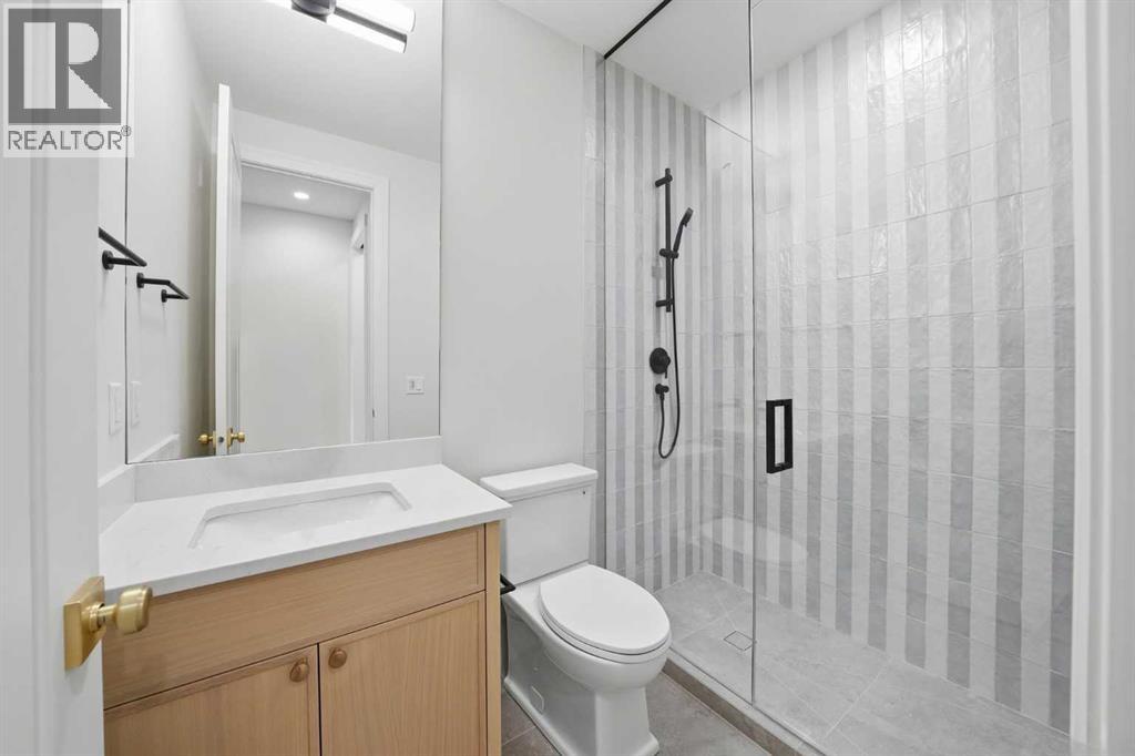703 35 Street NW - 37