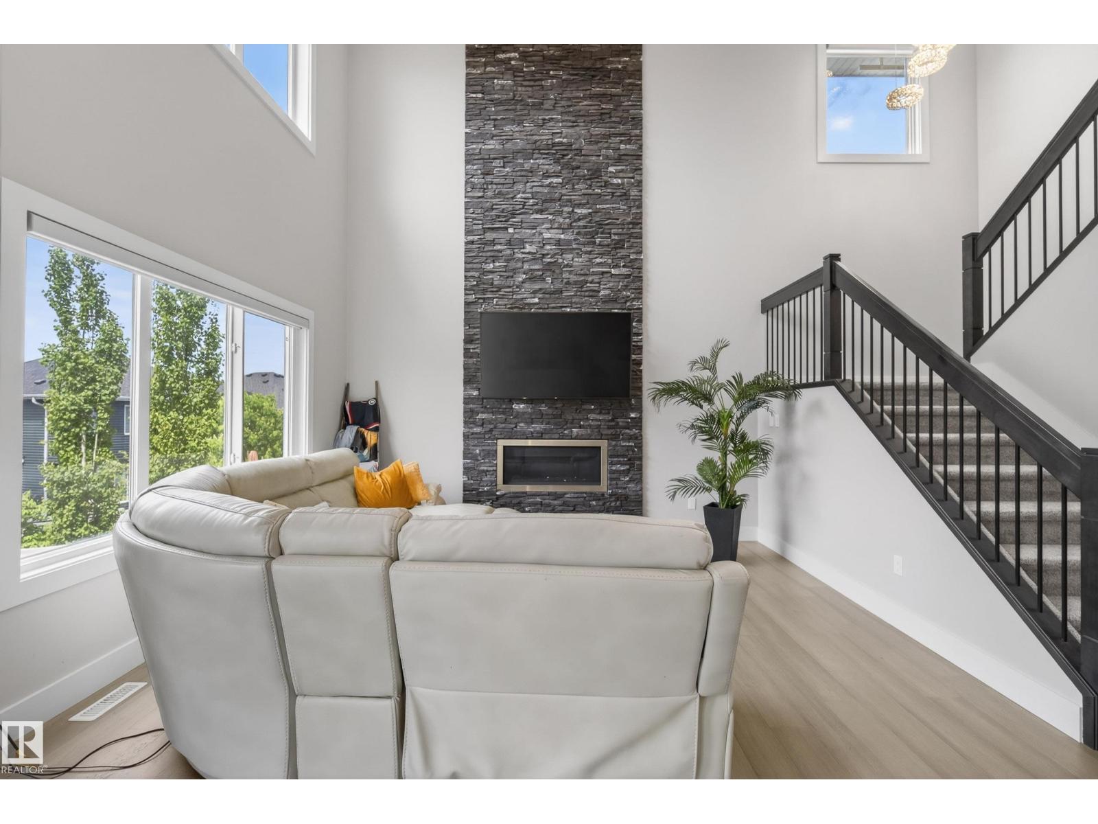 1817 TANAGER CL NW - 28