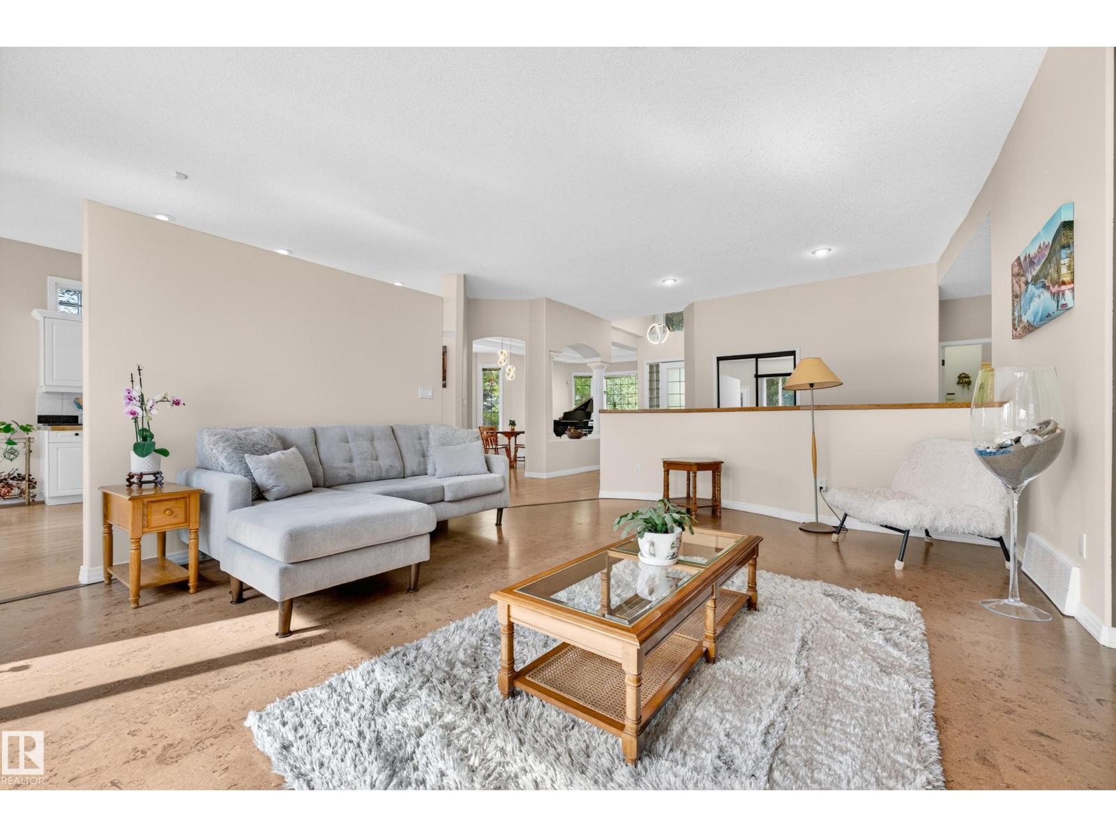 433 ESTATE DR - 15
