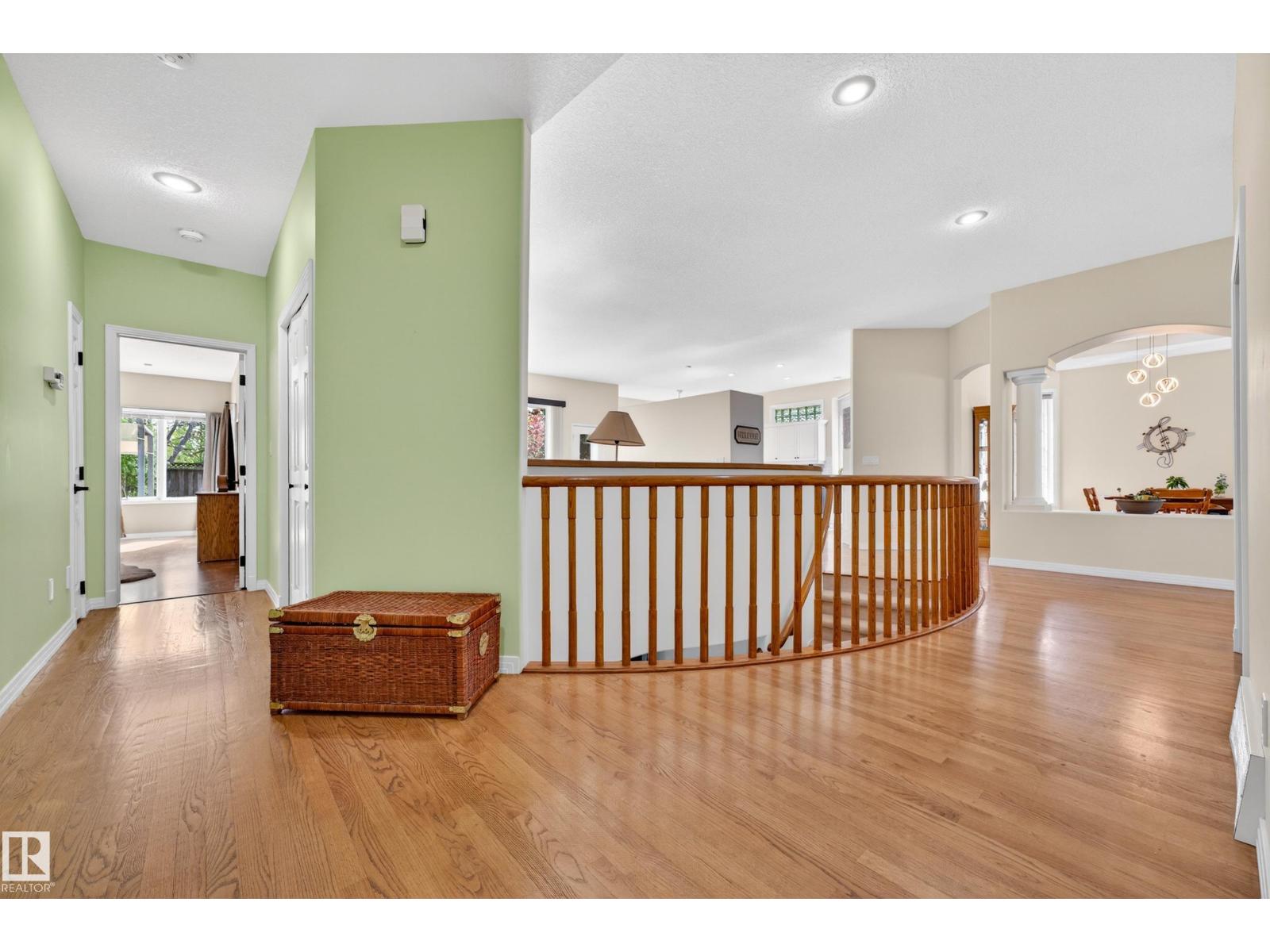 433 ESTATE DR - 23