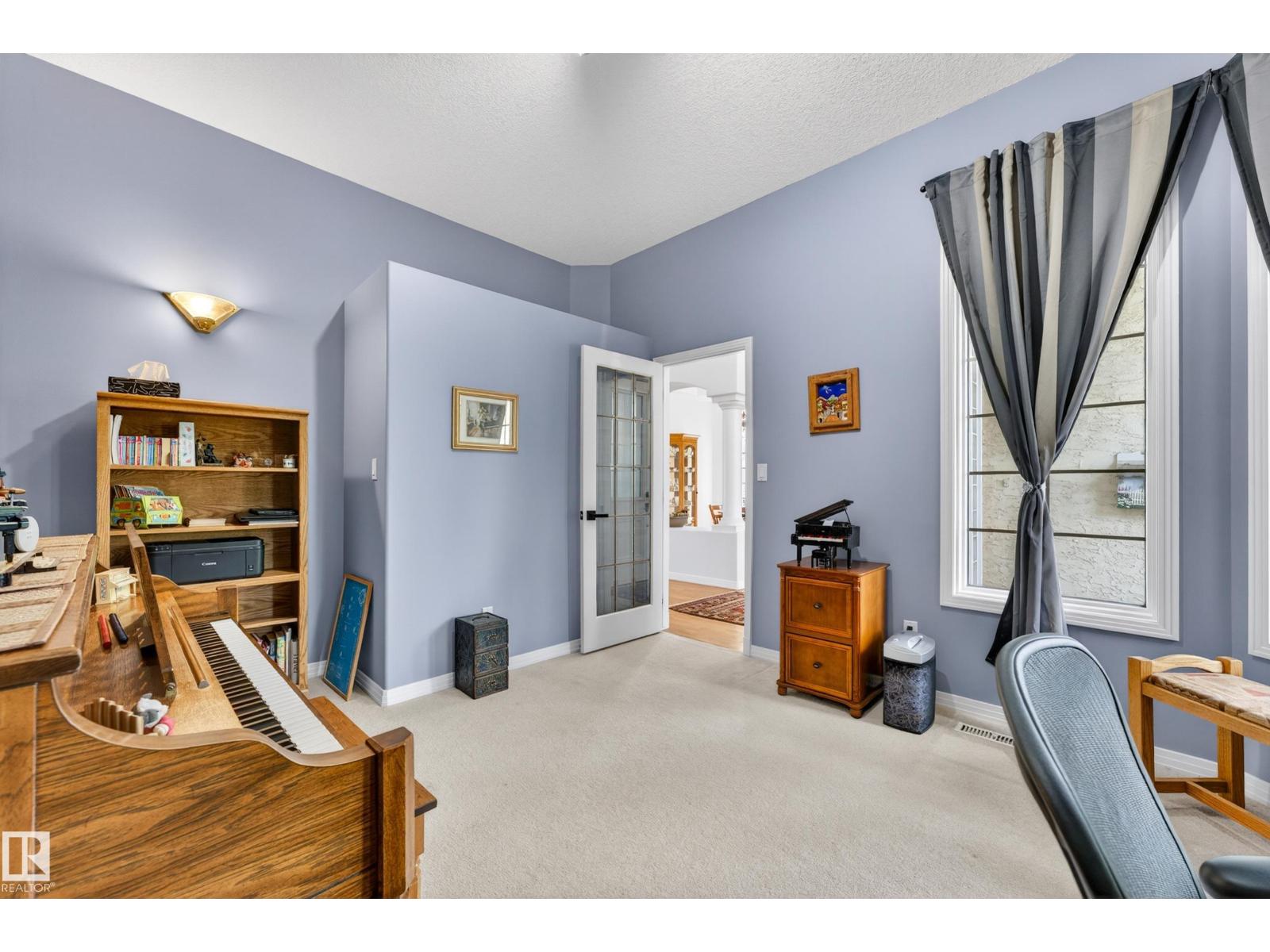 433 ESTATE DR - 33