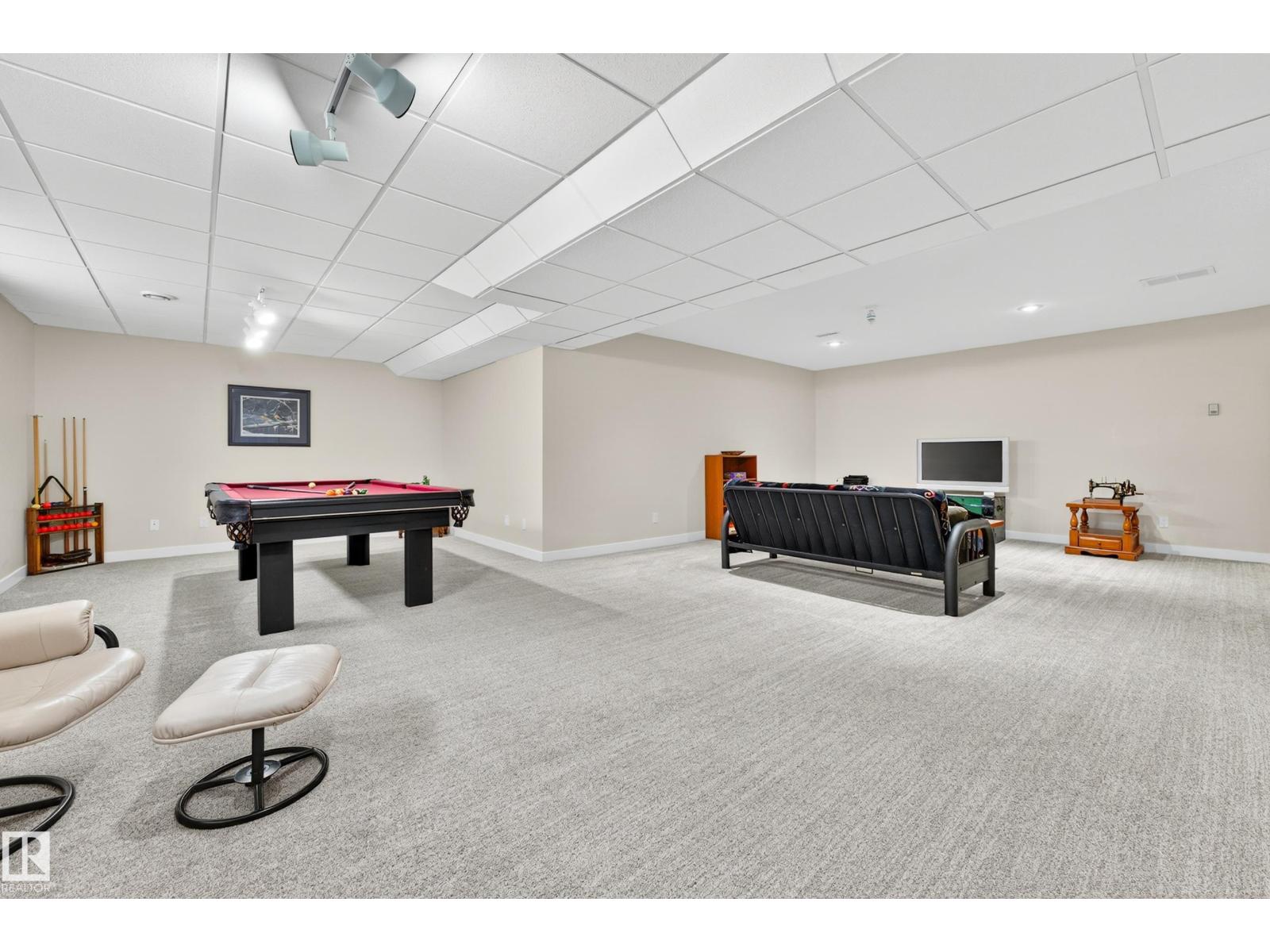 433 ESTATE DR - 38