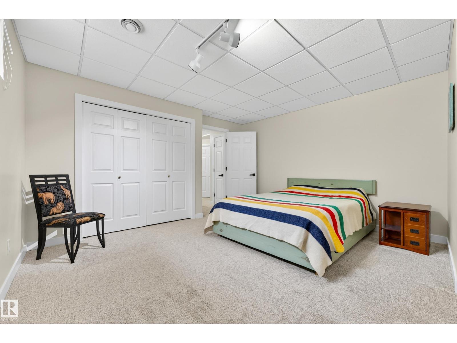 433 ESTATE DR - 45
