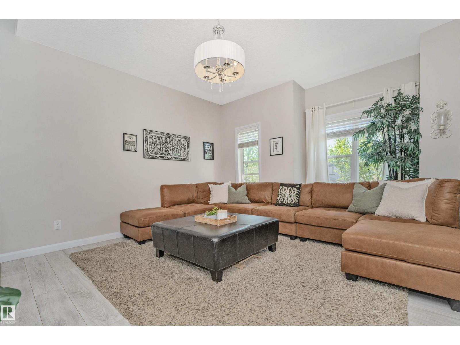#43 3710 ALLAN DR SW - Image 2