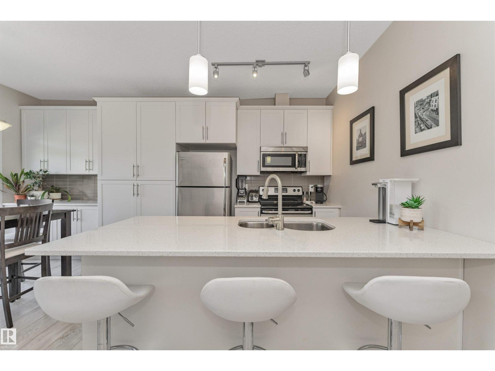 #43 3710 ALLAN DR SW - 21