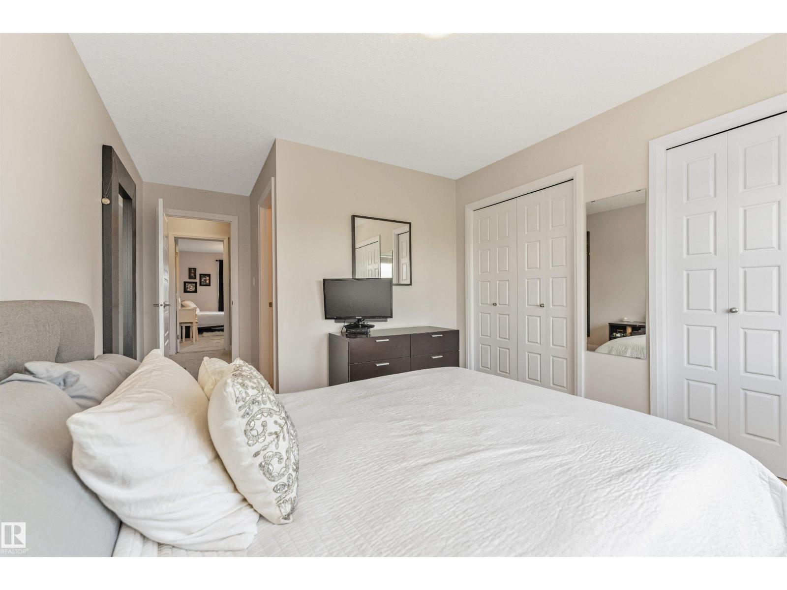 #43 3710 ALLAN DR SW - 42