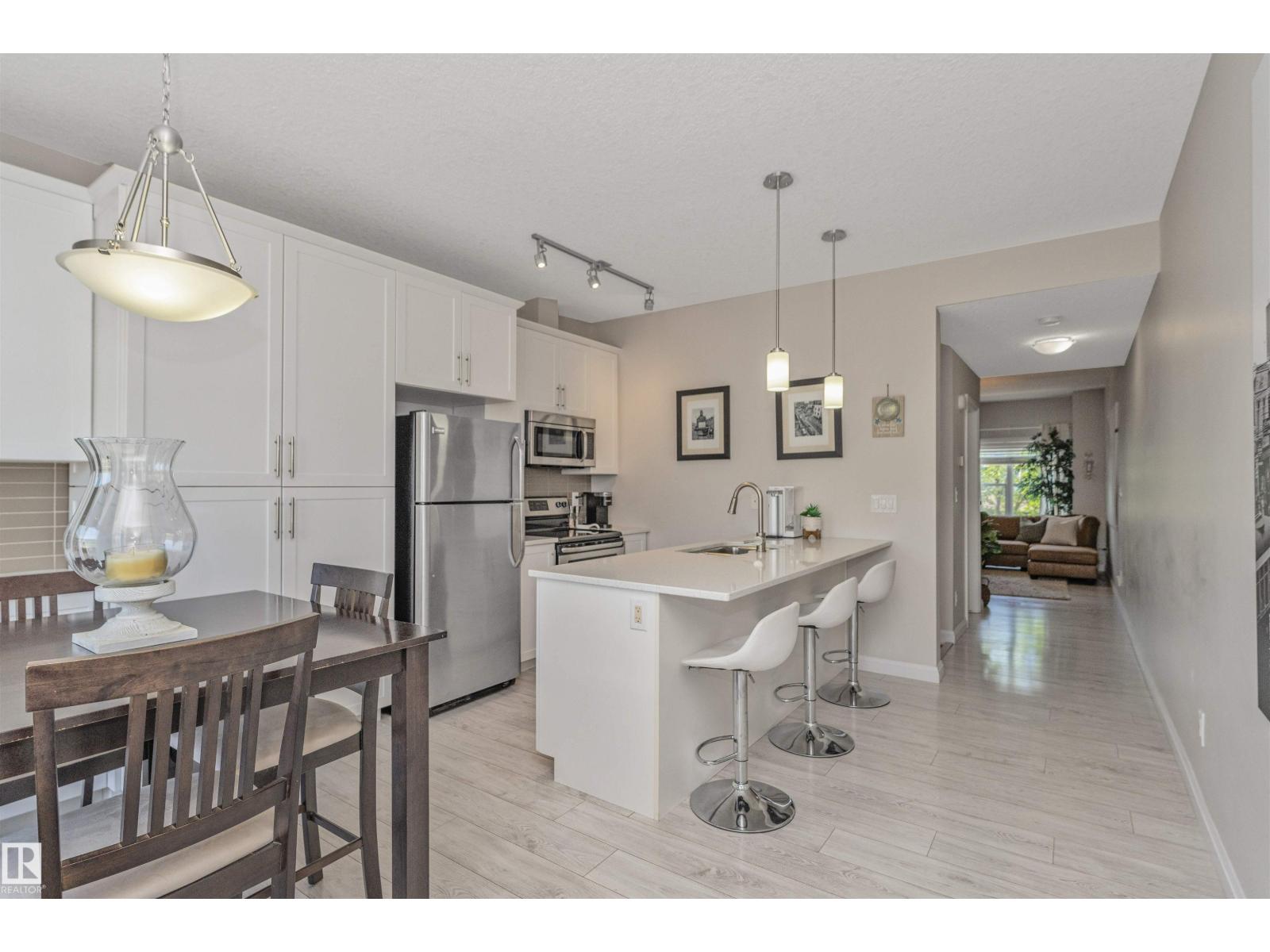#43 3710 ALLAN DR SW - 6