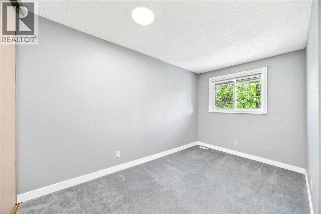 #23 6915 Ranchview Drive NW - 14