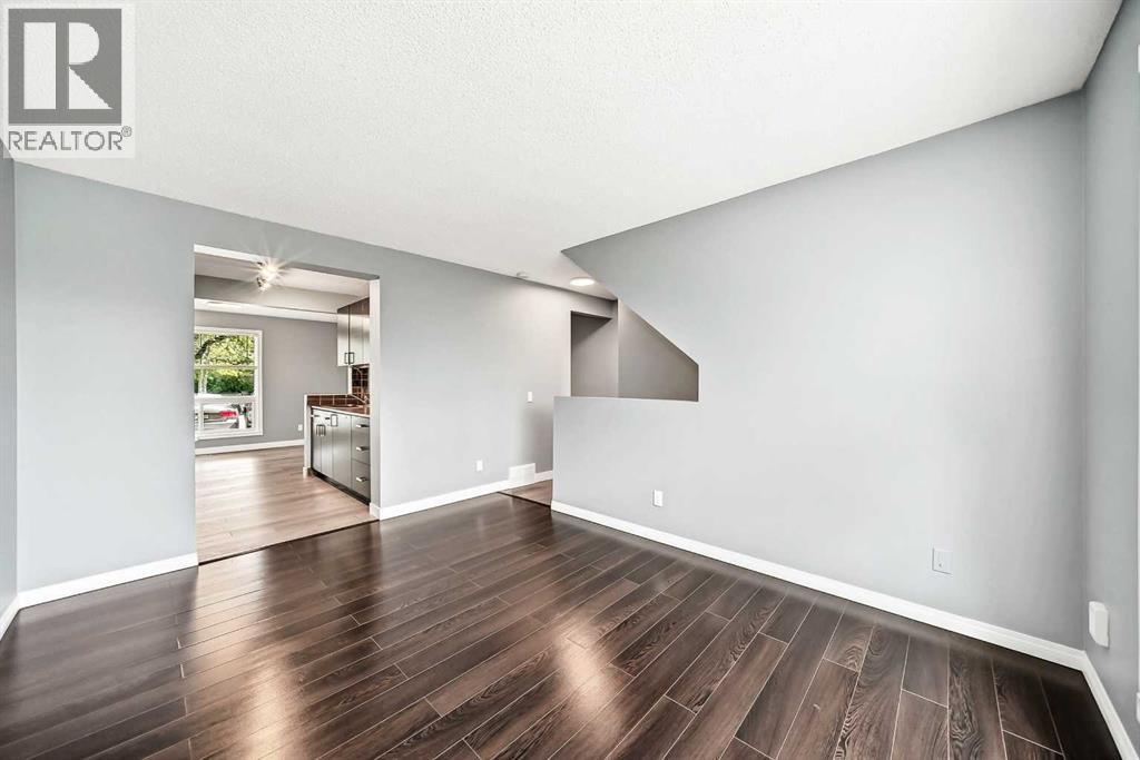 #23 6915 Ranchview Drive NW - 24