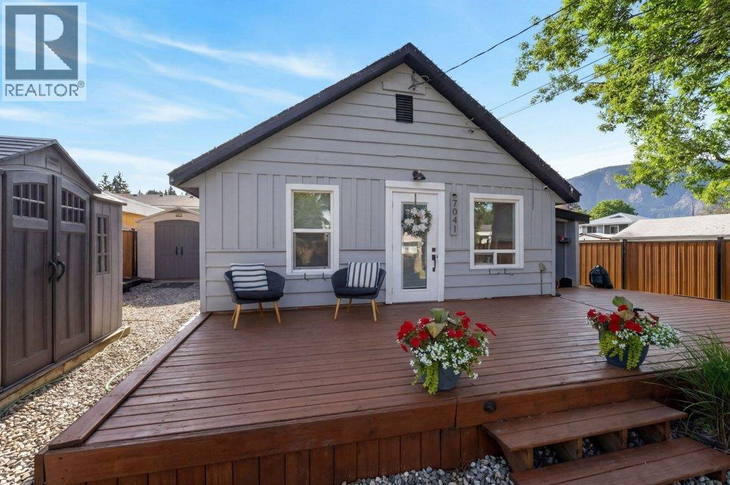 7041 50 Street NE - 28