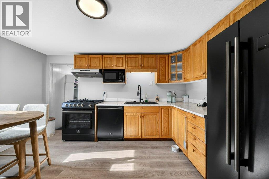 7041 50 Street NE - 14