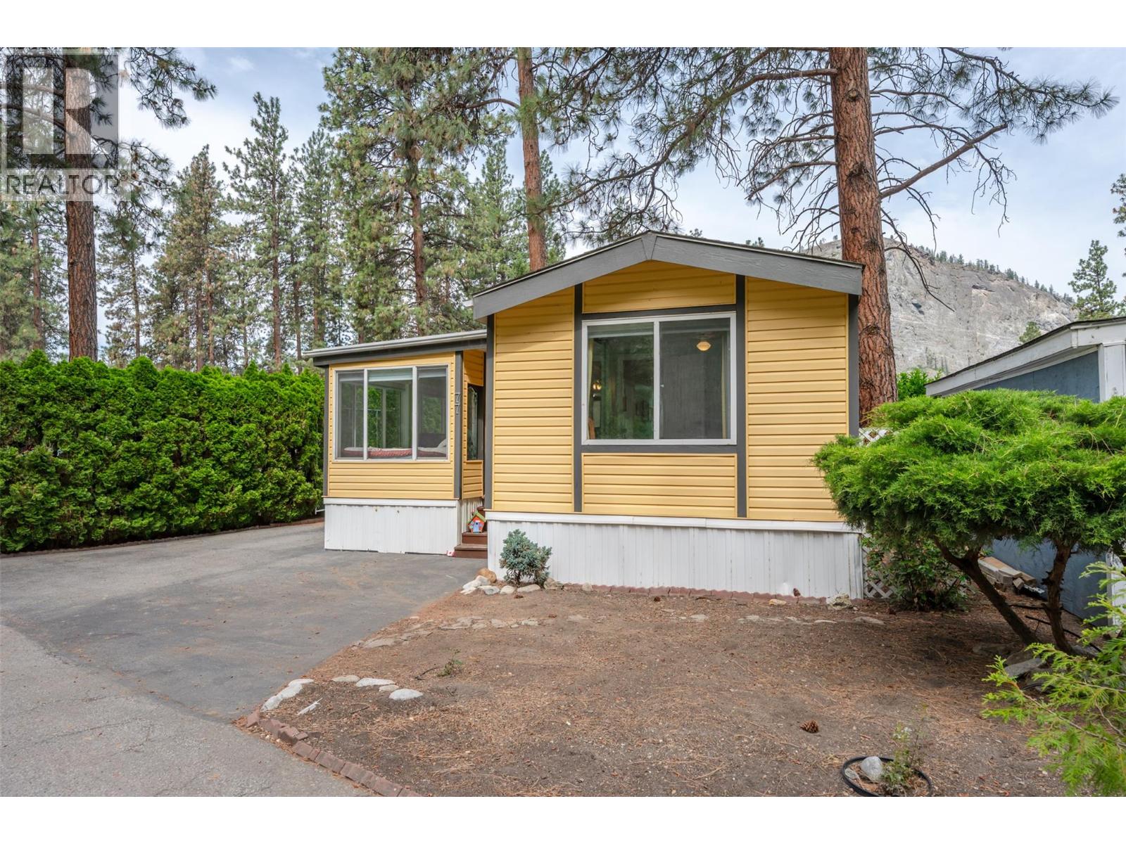 77 8487 97 Highway, Oliver