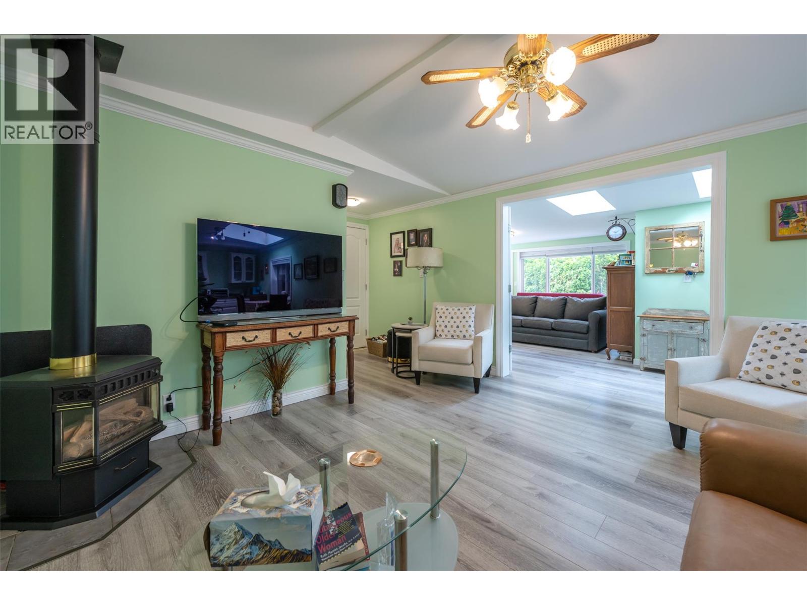 77 8487 97 Highway, Oliver