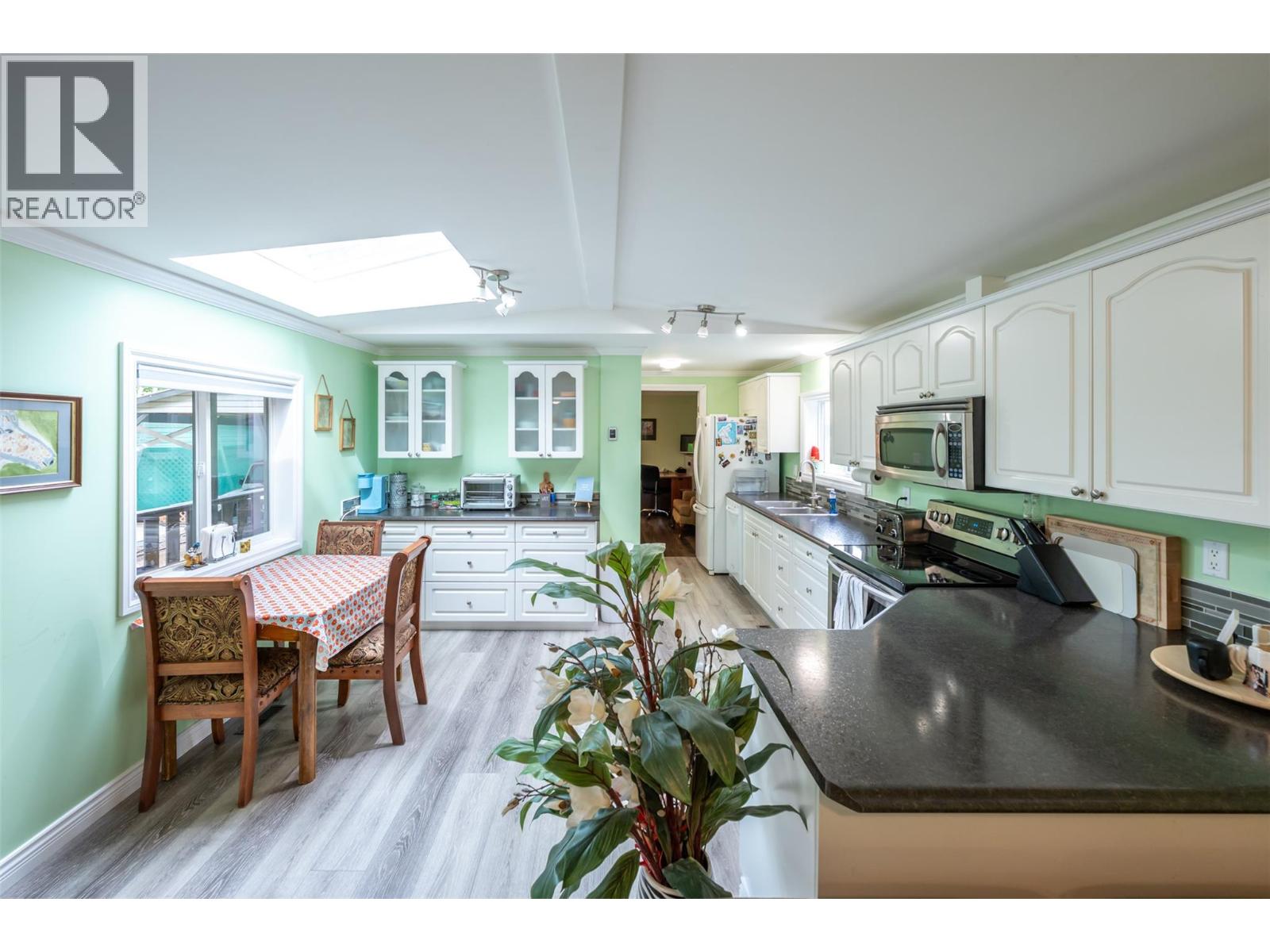 77 8487 97 Highway, Oliver
