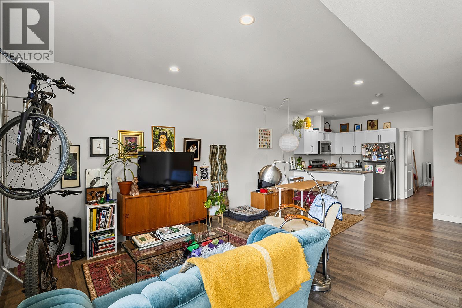 21 Forest Edge Drive - 35
